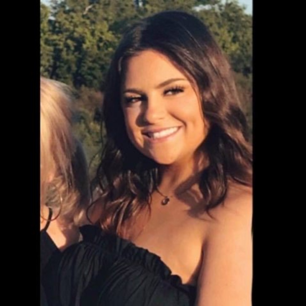 Meet your Posher, Lilia